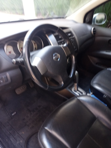 Imagem 3 de 10 de Nissan Livina X-gear Xgear