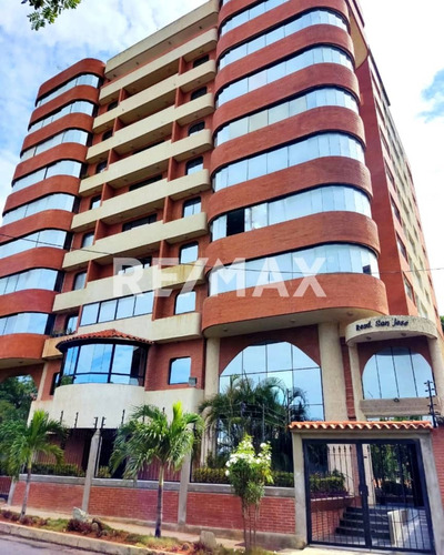 Apartamento Con Hermosa Vista A La Ciudad, Paraiso Ii, Maneiro, Pampatar, Isla De Margarita, Nueva Esparta - Cod. 0811