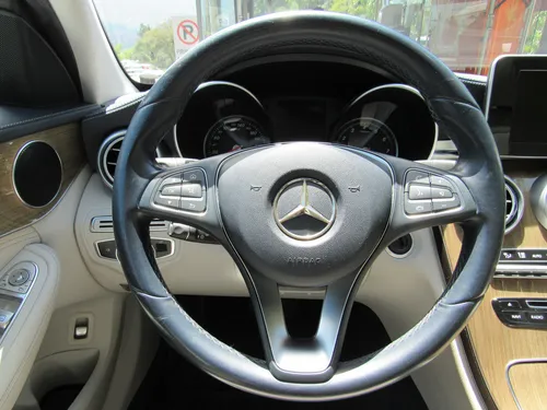 Mercedes-Benz Clase CLA 2.0 200 Amg 4Matic