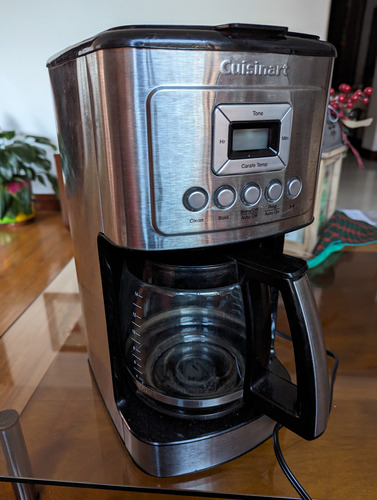 Cuisinart Cafetera Dcc-3200p1. Con Daños, Solo Repuestos