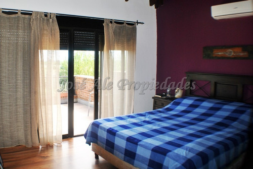 Imagen 6 de 14 de En Venta Casa De Tres Dormitorios Colonia Del Sacramento