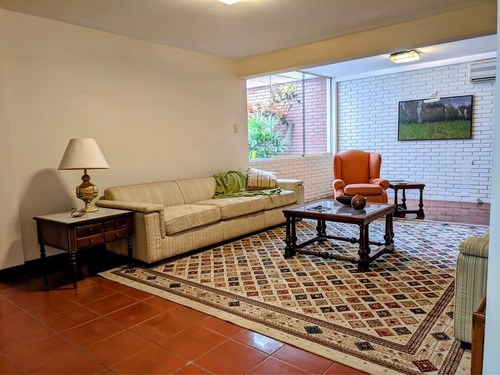 Imagen 22 de 25 de Mariano Urbina Vende Casa En La Viña Valencia Atc-789