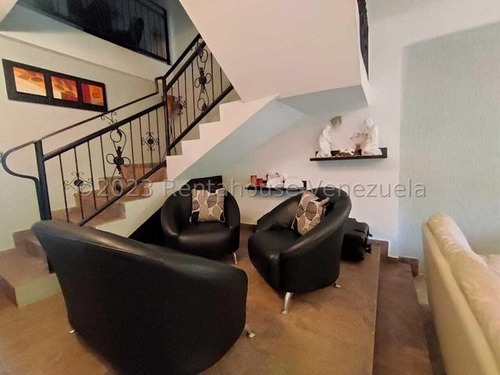 Imagen 18 de 30 de Townhouse En Venta El Castaño, Conjunto Cerrado. Maracay 23-18675 Hc