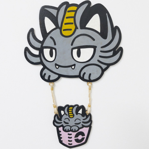 Imagen 3 de 4 de Globos Meowth Pintado A Mano - Pack 3