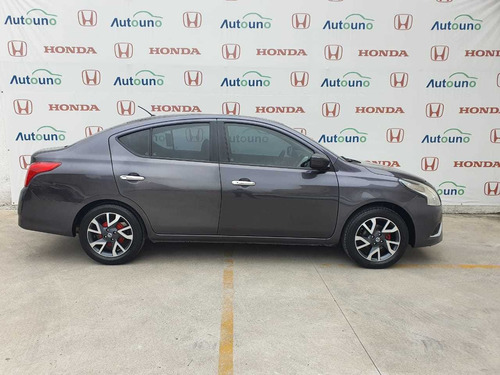 Imagen 7 de 12 de Nissan Versa Advance Mt 2019