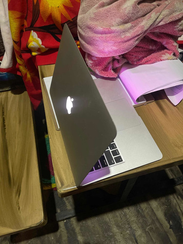 Imagen 3 de 6 de Apple Mackbook Air