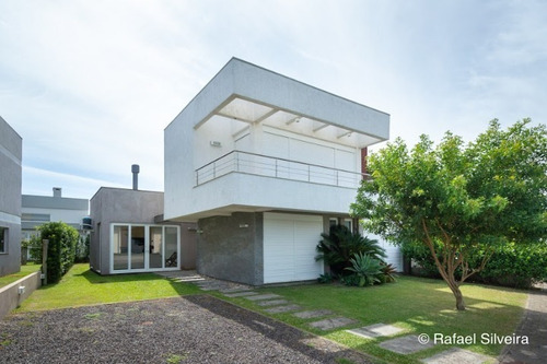 Imagem 1 de 1 de Casa À Venda Em Xangri-lá - Ca00994 - 34961669