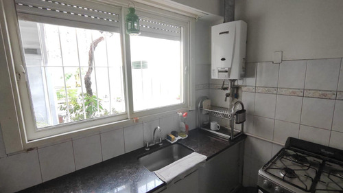 Casa Con Local En Venta