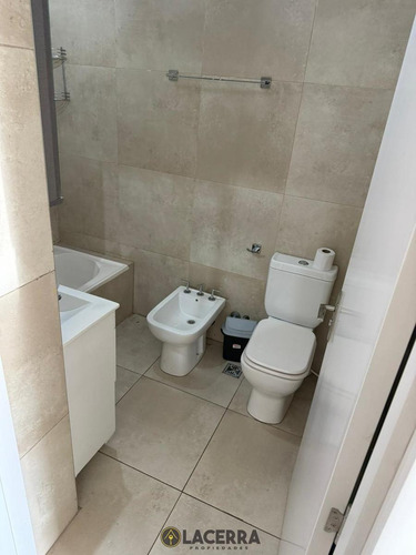 Depto 1 Amb. Con Balcón. Edificio Con Terraza, Piscina Y Seguridad 24 Hs