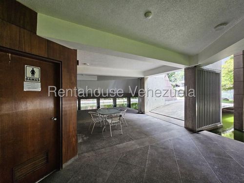 Magnífico Apartamento En Alquiler Amc
