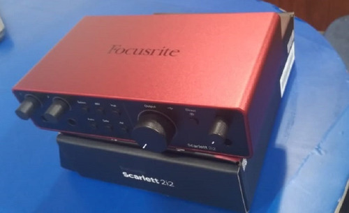 Focusrite Scarlett 2i2 De 4ta Generación