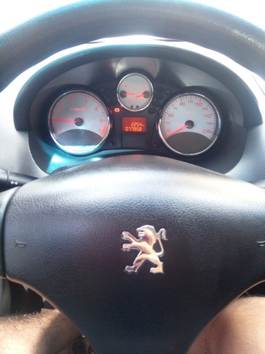 Peugeot 207 2012 1.4 Allure 75cv