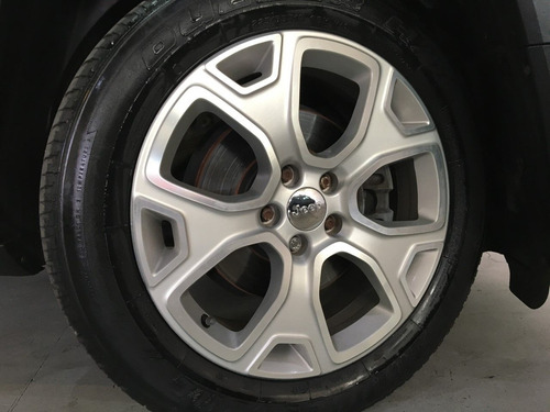 Imagem 10 de 11 de Renegade Limited 1.8 4x2 Flex 16v Aut.