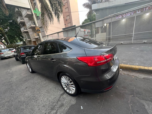 Ford Focus III 2.0 Sedan Titanium At6