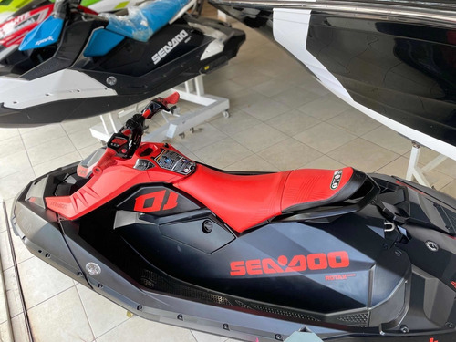 Sea Doo Spark Trixx 2up 8hs Blutooth Año 2022 - Test Drive