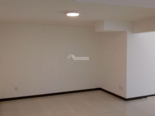 Imagen 7 de 12 de Local Comercial Pocitos Venta Scoseria Y Franzini Imperdible!!