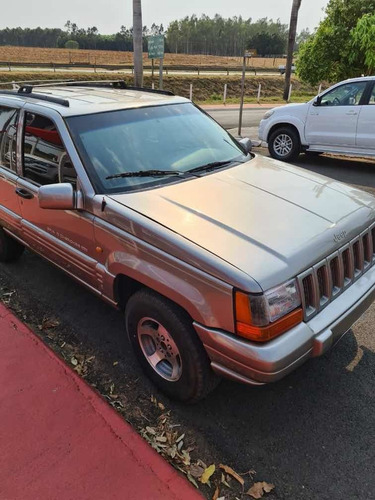 Imagem 2 de 9 de Jeep Grand Cherokee Laredo 1998 4.0 5p Gasolina