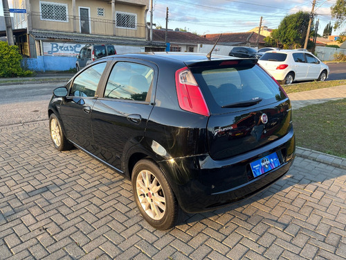 Fiat Punto 1.6 16v Essence Flex Dualogic 5p
