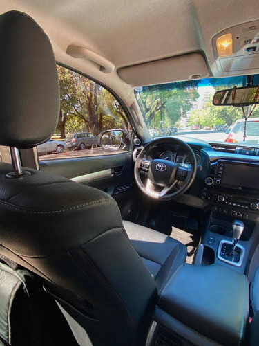 Imagen 16 de 25 de Toyota Hilux 2021 2.8 Cd Srx 177cv 4x4 At