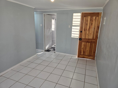 Arriendo Departamento Villa Los Profesores, Metro Ecuador