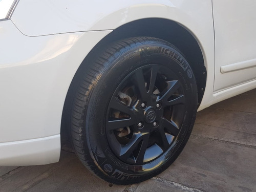 Nissan Livina 1.8 16v Autom.