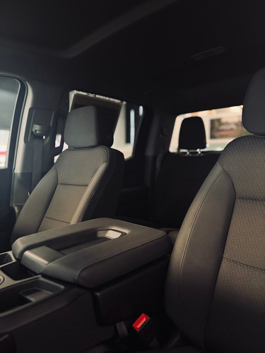 Chevrolet Silverado 2.7 T Doble Cabina 4X4 At