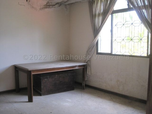 Imagen 6 de 10 de Casa En Venta
