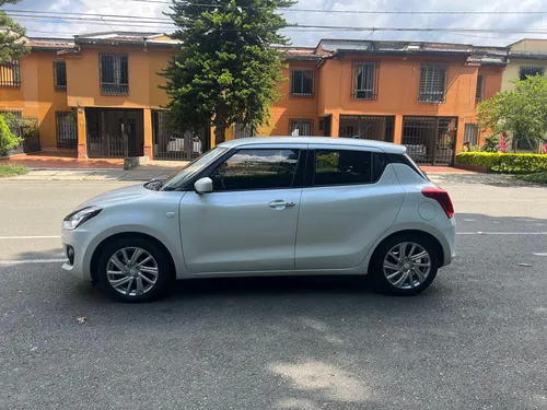 Suzuki Swift 1.2 Hybrid 2Wd