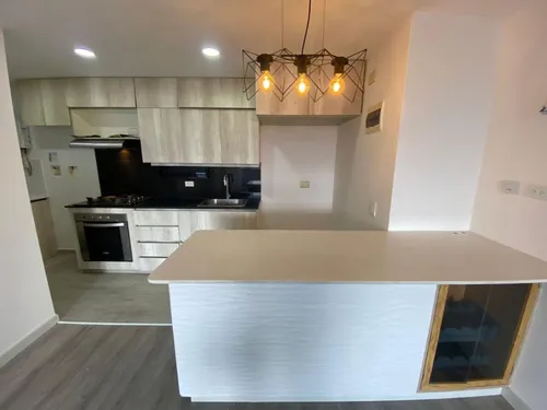 Apartamento En Venta En El Poblado. Cod V24056