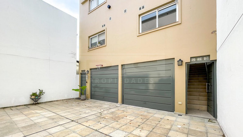 Triplex 2 Dormitorios Venta - Olivos-maipu/uzal