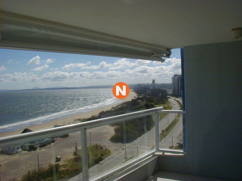 Apartamento En Venta Y Alquiler, Mansa, Punta Del Este, 3 Dormitorios.- Ref: 762