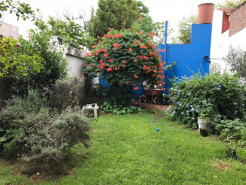 Casa 3 Ambientes Con Jardín En Vicente López