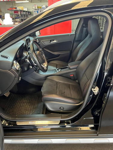 Mercedes-Benz Clase GLA 2.0 250 Cgi Sport Sin Techo At
