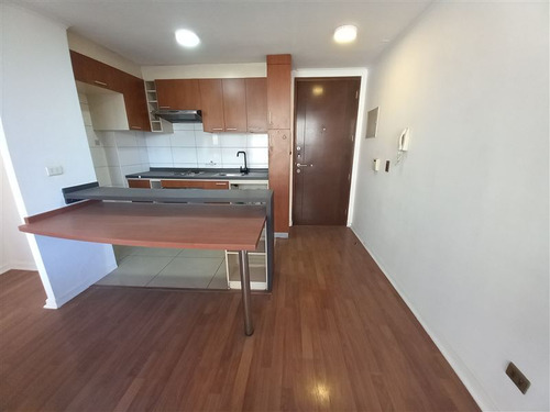 Departamento En Venta De 2 Dorm. En Santiago