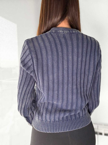 Sweater Cuello V Importado