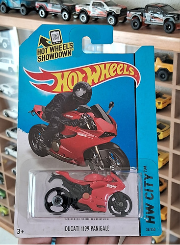 Hot Wheels Moto Ducati Panigale Roja (año 2013)