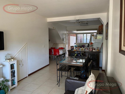 Imagen 3 de 24 de Duplex 3 Ambientes Al Frente C/ent. Indepte Y Garage