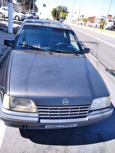 Chevrolet Kadett Efi 1.8