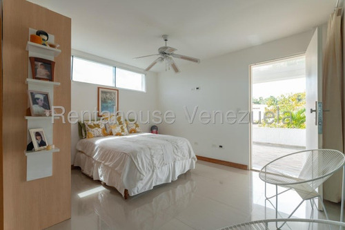 Se Alquila Casa En Lomas De La Lagunita