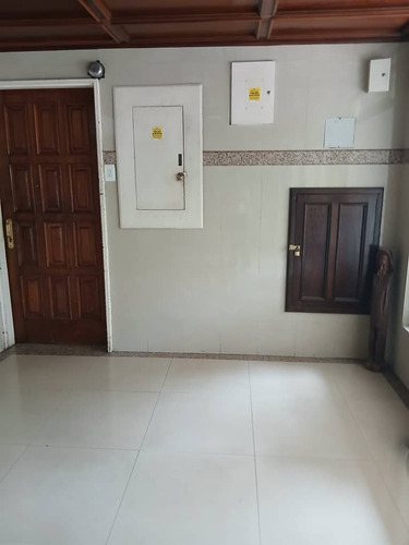 Johana Lázaro Vende Apartamento En La Trigaleña Rp