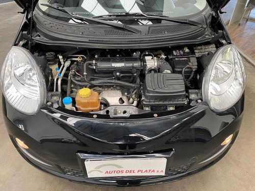 Imagen 7 de 11 de Chery Chery Qq 2018 1.0 Confort Security