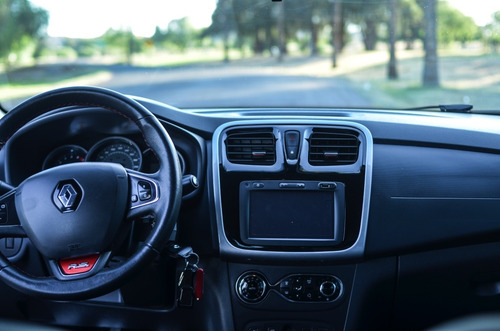Imagen 12 de 23 de Renault Sandero 2017 2.0 Rs 145cv