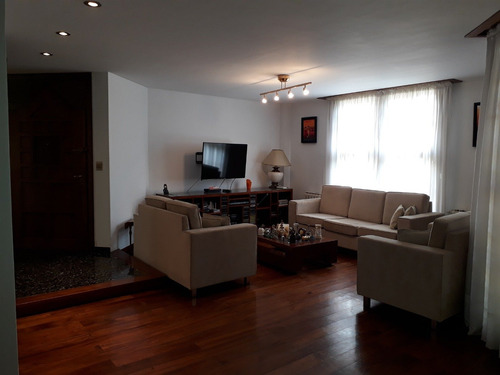 Imagen 2 de 26 de Chalet 5 Ambientes Con Parque Y Piscina Venta San Carlos Mar Del Plata