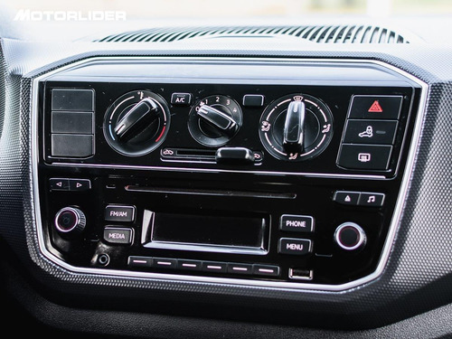 Volkswagen Up Move Extra Full | Permuta/ Financia