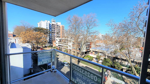 Imagen 2 de 13 de -apartamento Dos Dormitorios, Dos Baños, Balcón, Pocitos.