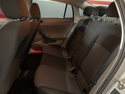 Imagem 9 de 11 de Volkswagen Virtus 1.6 Msi Total Flex Manual