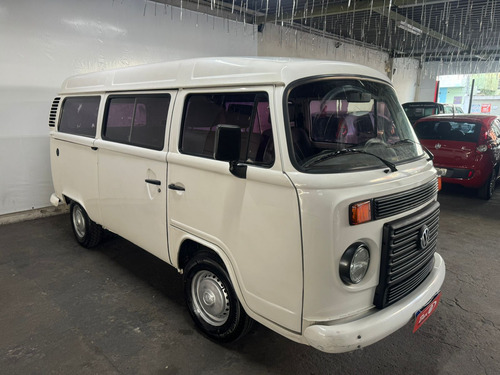 Volkswagen Kombi 1.4 Lotação Total Flex 3p