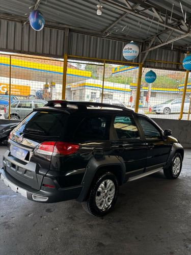 Fiat Palio Weekend Adventure Locker 1.8 8V (Flex)