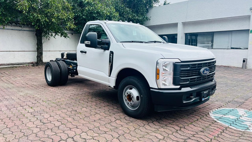 K3b F-350 Xl Plus 7.3l 16v V8, Automática 10 Vel