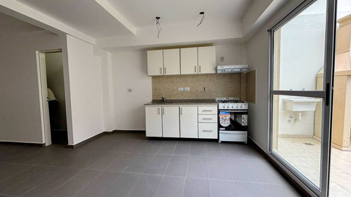 Venta Ph - 4 Amb A Estrenar Patio Y Jardín